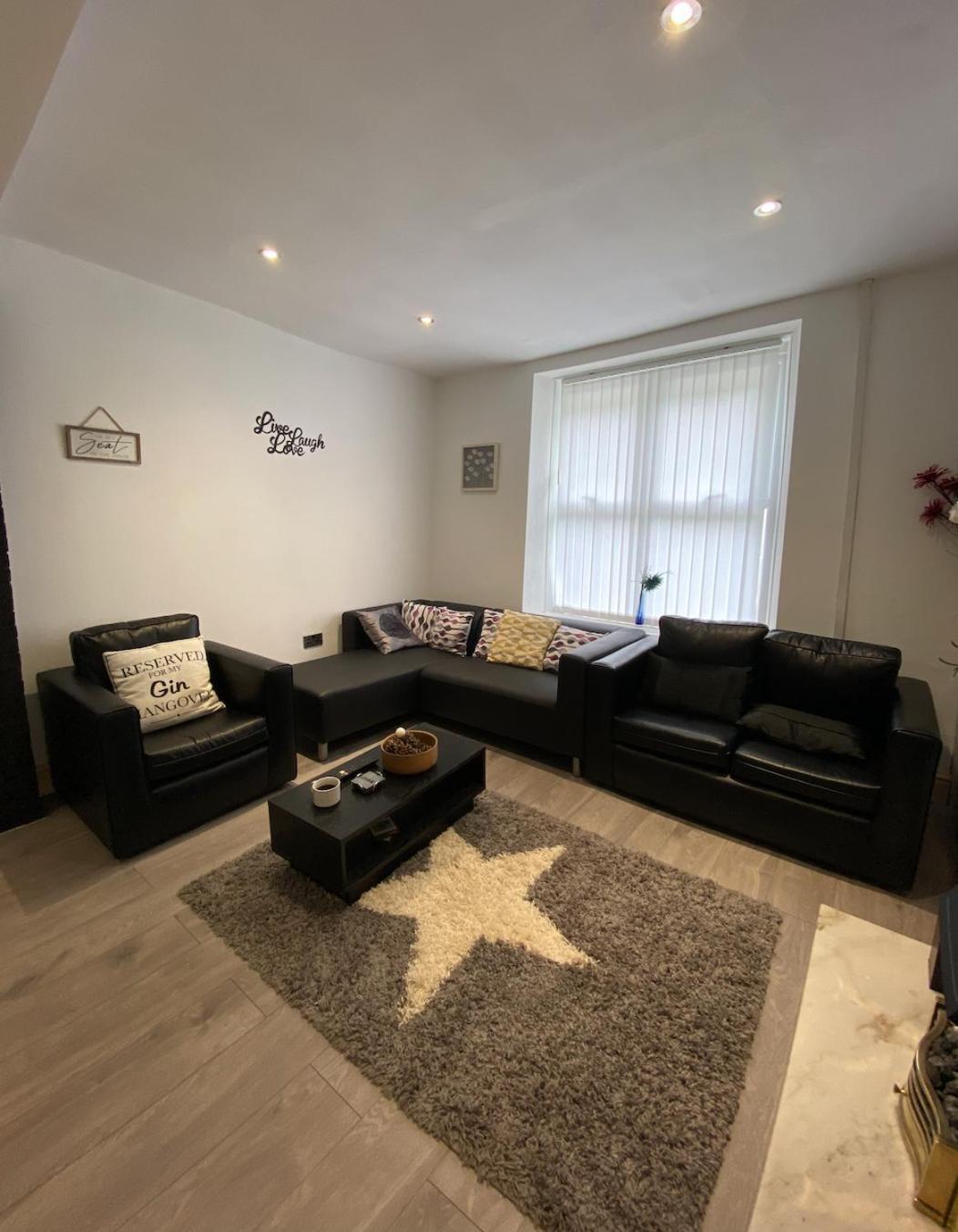 Brynhyfryd Cottage Aberaman المظهر الخارجي الصورة